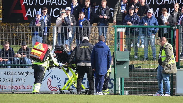 Mit nur 22 Jahren: Ex-Schalke-Talent Felix Allgaier muss Karriere beenden Mit nur 22 Jahren: Ex-Schalke-Talent Felix Allgaier muss Karriere beenden